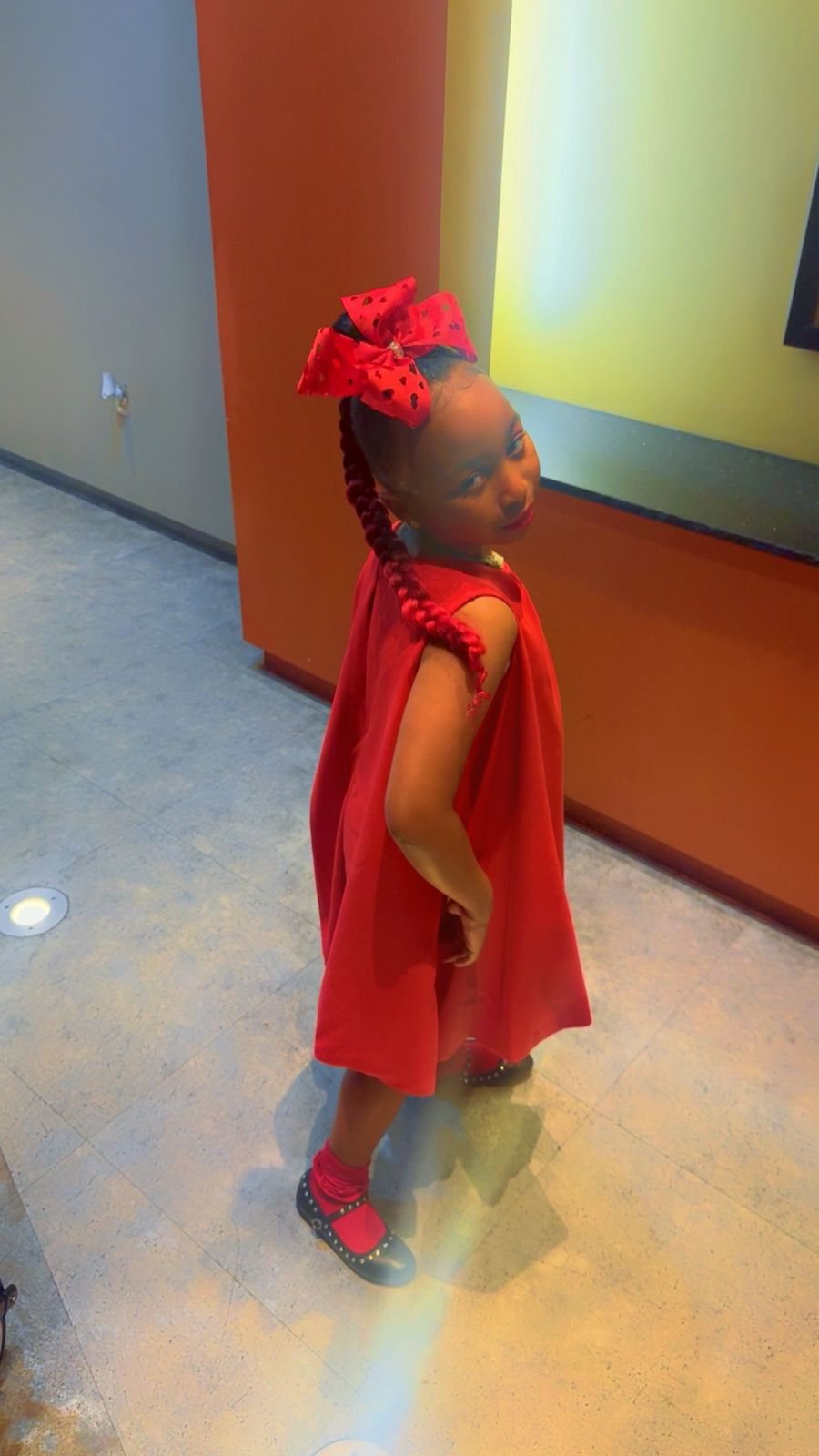 Bella So Fancy performing